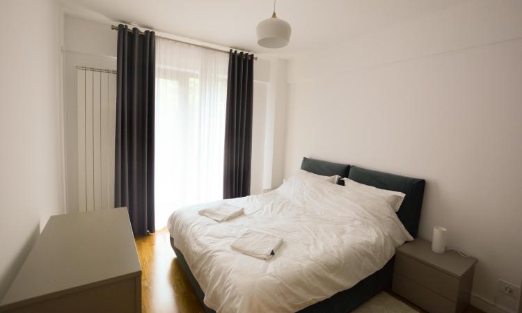 Vanzare ap 2 cam Aviatiei / Trifesti - mobilat Rovere Mobili