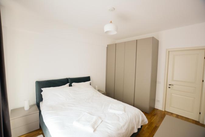 Vanzare ap 2 cam Aviatiei / Trifesti - mobilat Rovere Mobili