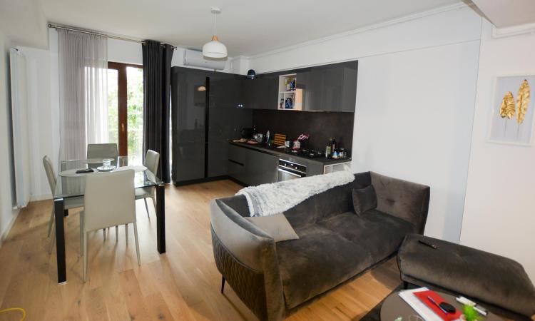 Vanzare ap 3 cam Aviatiei / Trifesti - mobilat Rovere Mobili