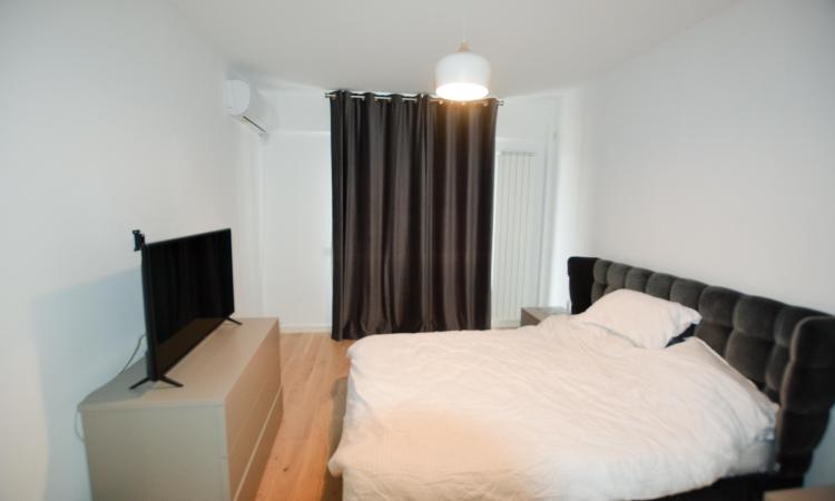 Vanzare ap 3 cam Aviatiei / Trifesti - mobilat Rovere Mobili