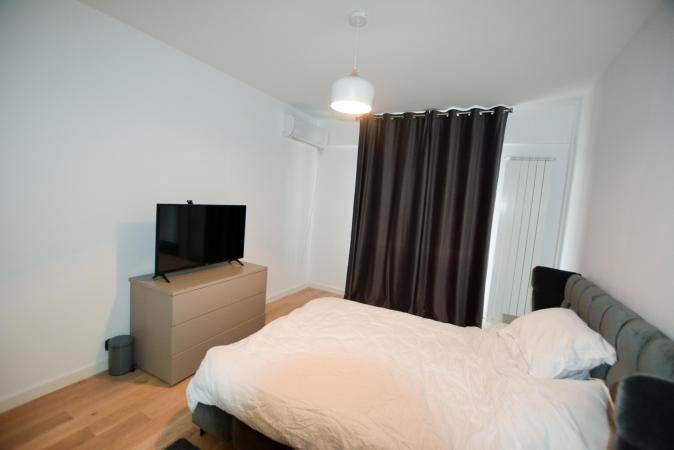 Vanzare ap 3 cam Aviatiei / Trifesti - mobilat Rovere Mobili