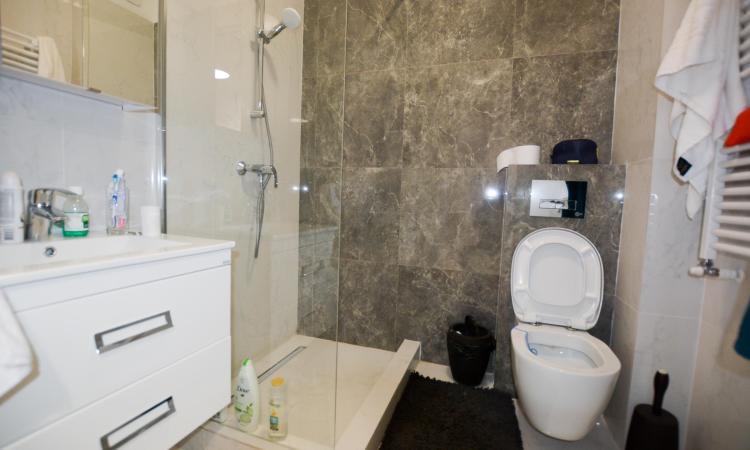 Vanzare ap 3 cam Aviatiei / Trifesti - mobilat Rovere Mobili