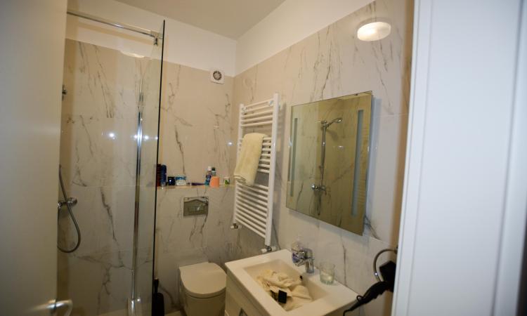 Vanzare ap 3 cam Aviatiei / Trifesti - mobilat Rovere Mobili