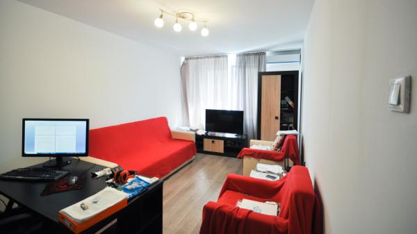 De inchiriat Apartament 3 Camere Zona Aparatorii Patriei