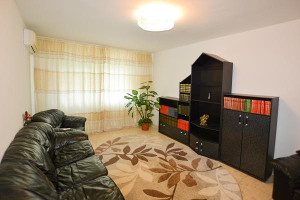 Vanzare ap 4 camere Baneasa - la cheie