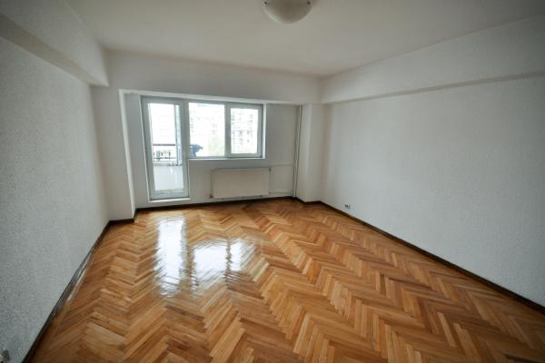 Bulevardul Unirii Tribunal Spatiu birouri 3 camere 80mp