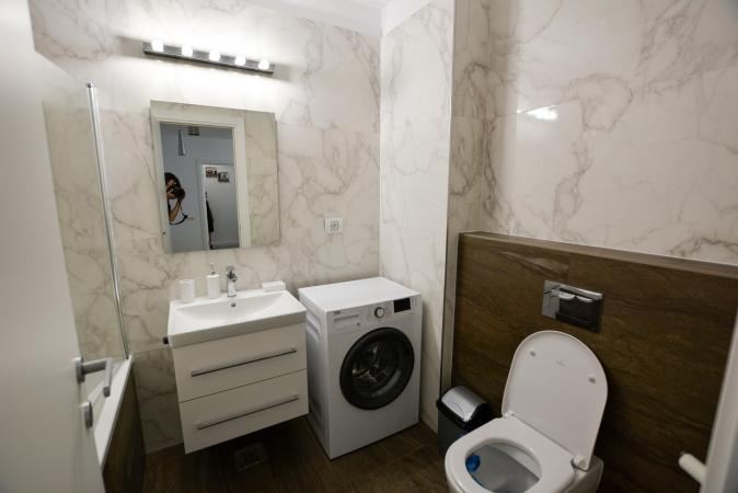 Inchiriere ap 2 camere zona Jandarmeriei - Lux