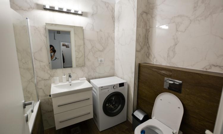 Inchiriere ap 2 camere zona Jandarmeriei - Lux