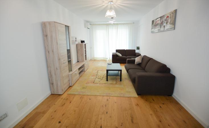 Inchiriere ap 2 camere zona Jandarmeriei - Lux
