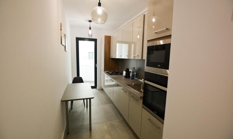 Inchiriere ap 2 camere zona Jandarmeriei - Lux