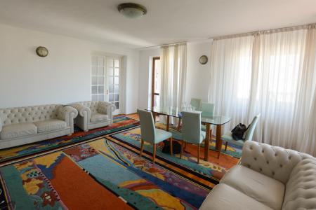 4 room Aviației apartment for sale - 130 sqm