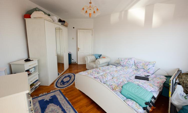 4 room Aviației apartment for sale - 130 sqm