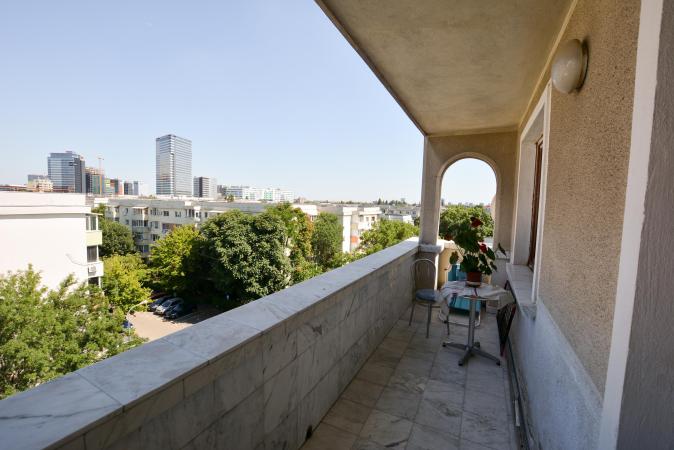 4 room Aviației apartment for sale - 130 sqm