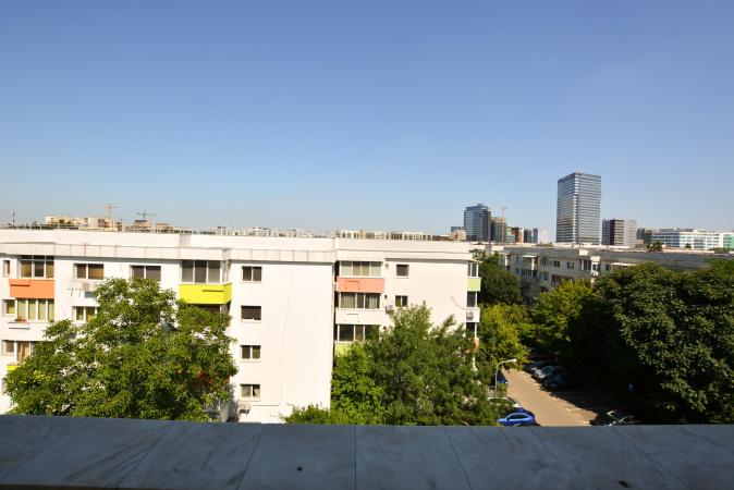 4 room Aviației apartment for sale - 130 sqm