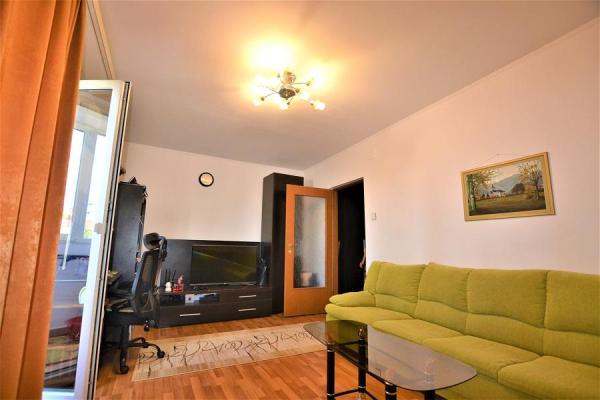 Apartament 2 camere Dorobanti - Intrare Stradala