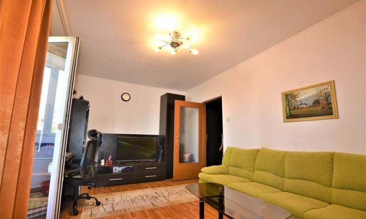Apartament 2 camere Dorobanti - Intrare Stradala
