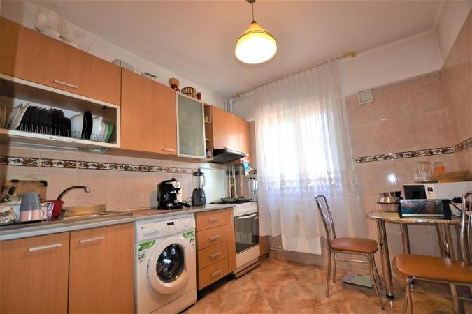 Apartament 2 camere Dorobanti - Intrare Stradala