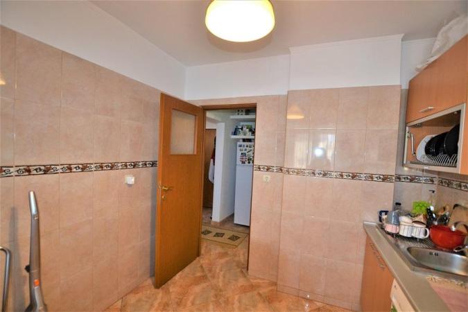 Apartament 2 camere Dorobanti - Intrare Stradala