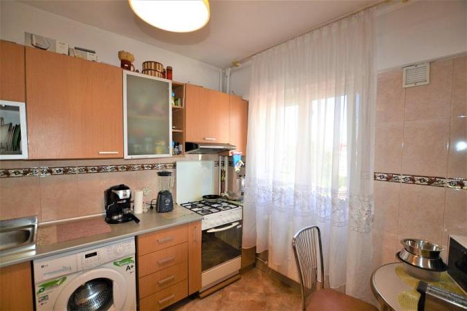Apartament 2 camere Dorobanti - Intrare Stradala