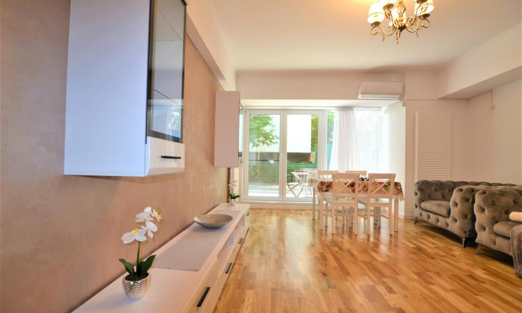 Mosilor - Ferdinad - 3 room apartment - courtyard 120 sqm - 2019