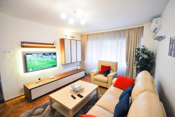 Bulevardul Unirii Fantani Apartament Decomandat 3 camere