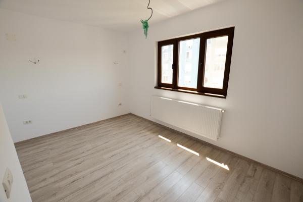 Vanzare apartament 3 camere bloc nou - PLEVNEI