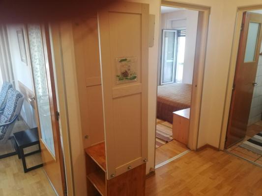 Piata Unirii Fantani Apartament Decomandat 2 camere Etaj 2