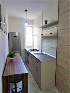 Apartament 2 camere Universitate - prima inchiriere