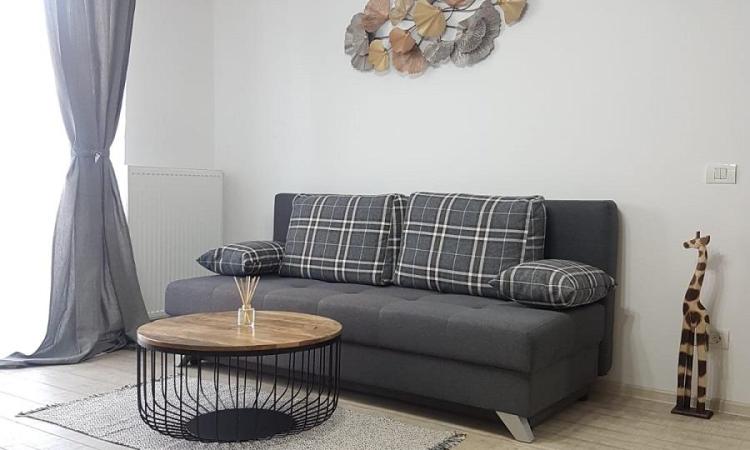 Apartament 2 camere Universitate - prima inchiriere