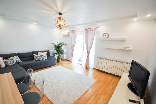 Nerva Traian Octavian Goga Splaiul Unirii Apartament 2 camere 65mp