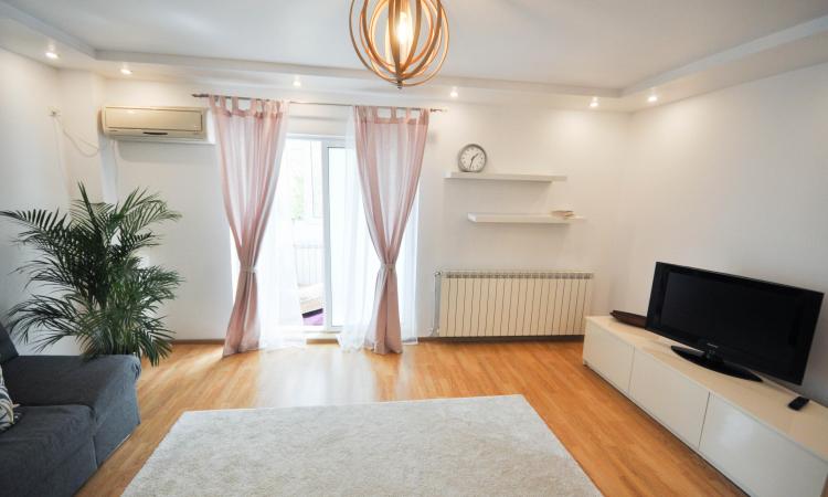 Nerva Traian Octavian Goga Splaiul Unirii Apartament 2 camere 65mp