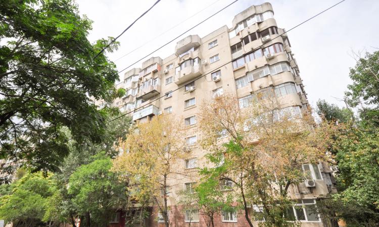 Nerva Traian Octavian Goga Splaiul Unirii Apartament 2 camere 65mp