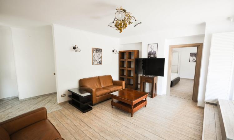 Unirii Coposu Calarasilor Apart 2 camere Bloc nou Terasa 70mp