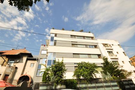 Piata Unirii Coposu Calarasilor Apart 3 camere Bloc Nou 94mp