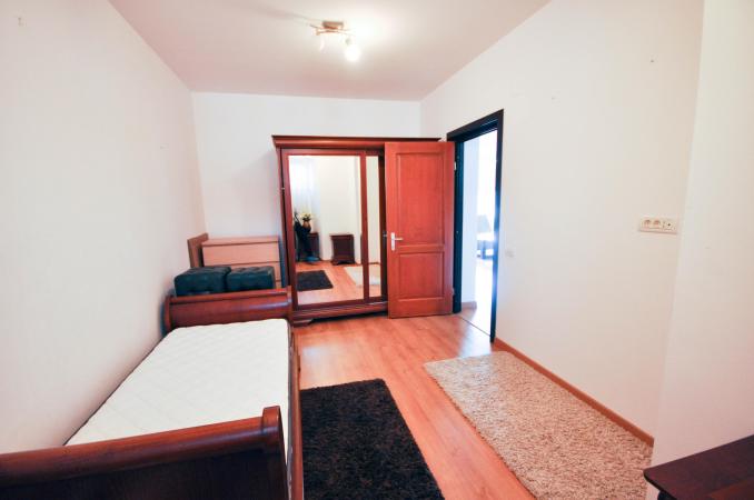 Piata Unirii Coposu Calarasilor Apart 3 camere Bloc Nou 94mp