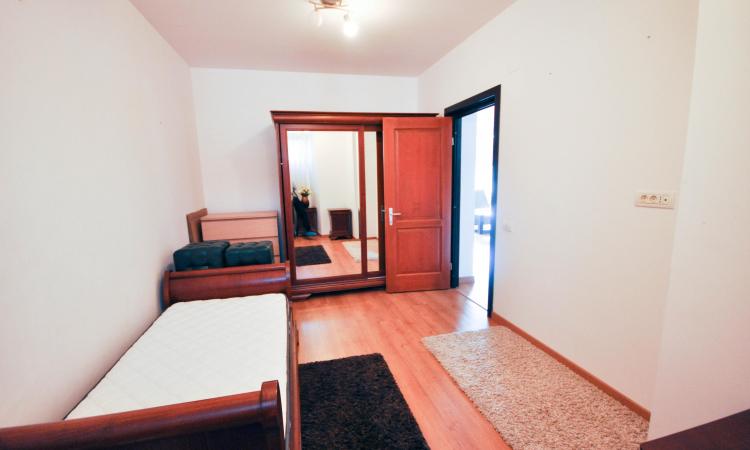 Piata Unirii Coposu Calarasilor Apart 3 camere Bloc Nou 94mp