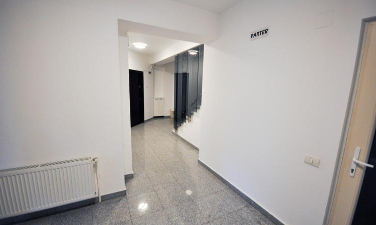 Piata Unirii Coposu Calarasilor Apart 3 camere Bloc Nou 94mp