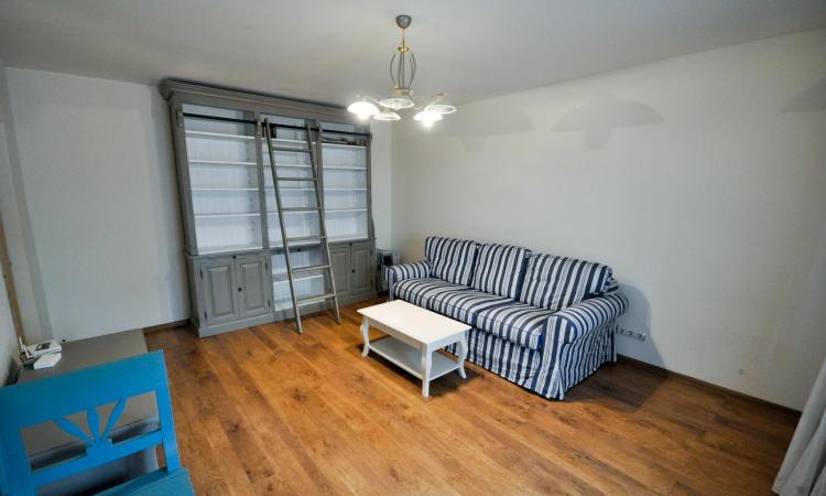 Bulevardul Unirii Rond Alba Iulia Apartament Decomandat 2 camere
