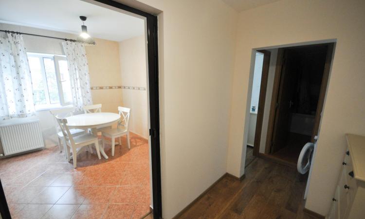 Bulevardul Unirii Rond Alba Iulia Apartament Decomandat 2 camere