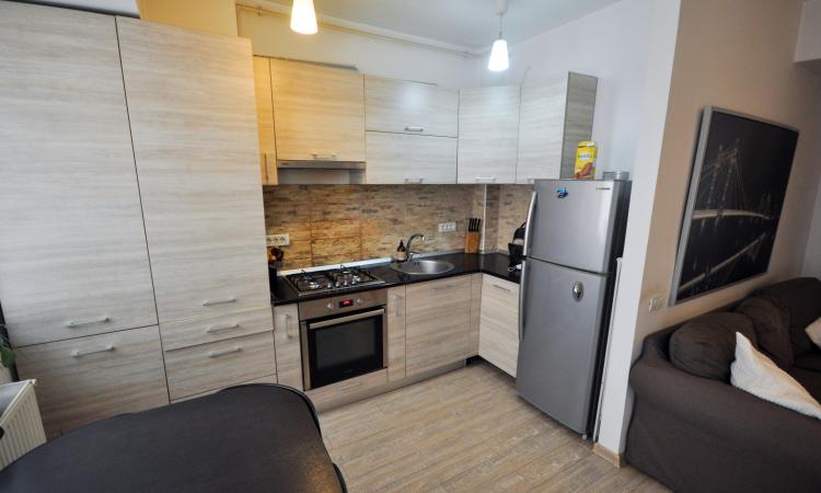 Unirii Natiunile Unite Apartament 2 camere Bloc Nou Parcare Balcon