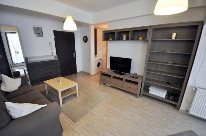 Unirii Natiunile Unite Apartament 2 camere Bloc Nou Parcare Balcon