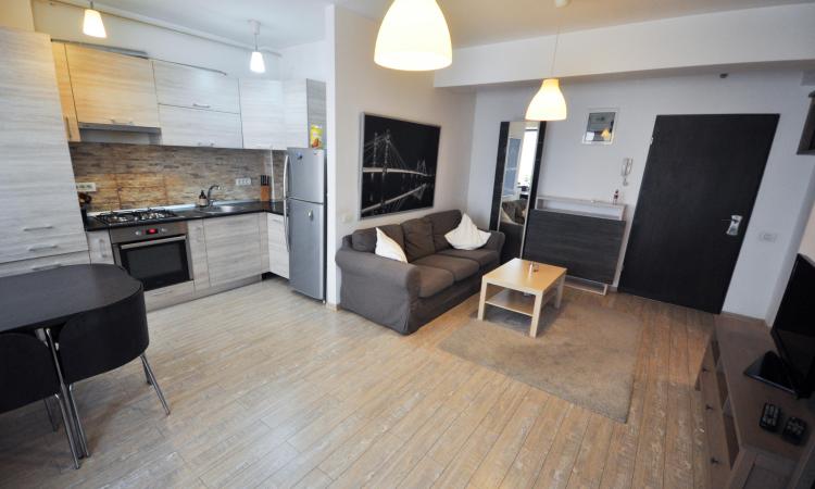 Unirii Natiunile Unite Apartament 2 camere Bloc Nou Parcare Balcon