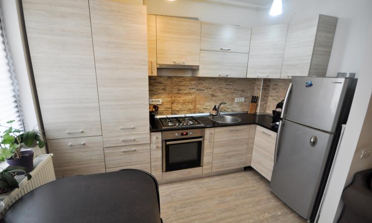 Unirii Natiunile Unite Apartament 2 camere Bloc Nou Parcare Balcon