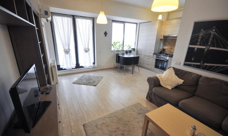 Unirii Natiunile Unite Apartament 2 camere Bloc Nou Parcare Balcon