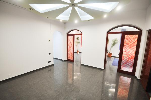 Rond Alba Iulia Bulevardul Unirii Spatiu birouri 3 camere In Vila