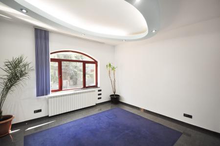 Rond Alba Iulia Bulevardul Unirii Spatiu birouri 3 camere In Vila