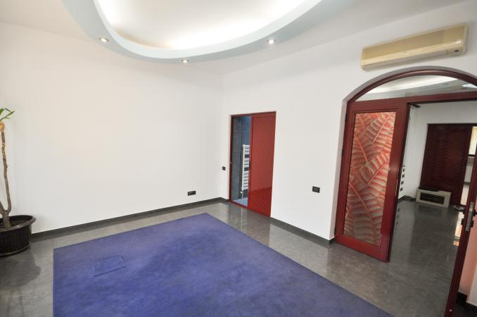Rond Alba Iulia Bulevardul Unirii Spatiu birouri 3 camere In Vila