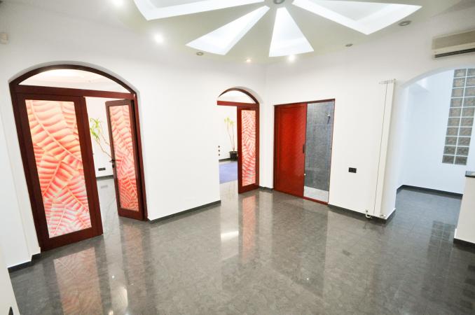 Rond Alba Iulia Bulevardul Unirii Spatiu birouri 3 camere In Vila