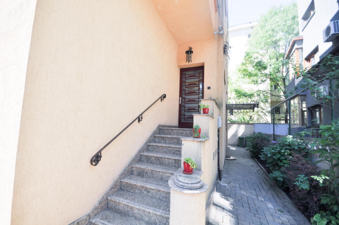 Rond Alba Iulia Bulevardul Unirii Spatiu birouri 3 camere In Vila