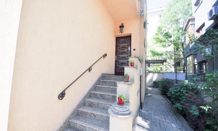 Rond Alba Iulia Bulevardul Unirii Spatiu birouri 3 camere In Vila